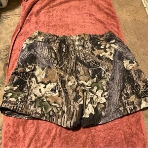 Men’s XXL REMINGTON CAMO SHORTS